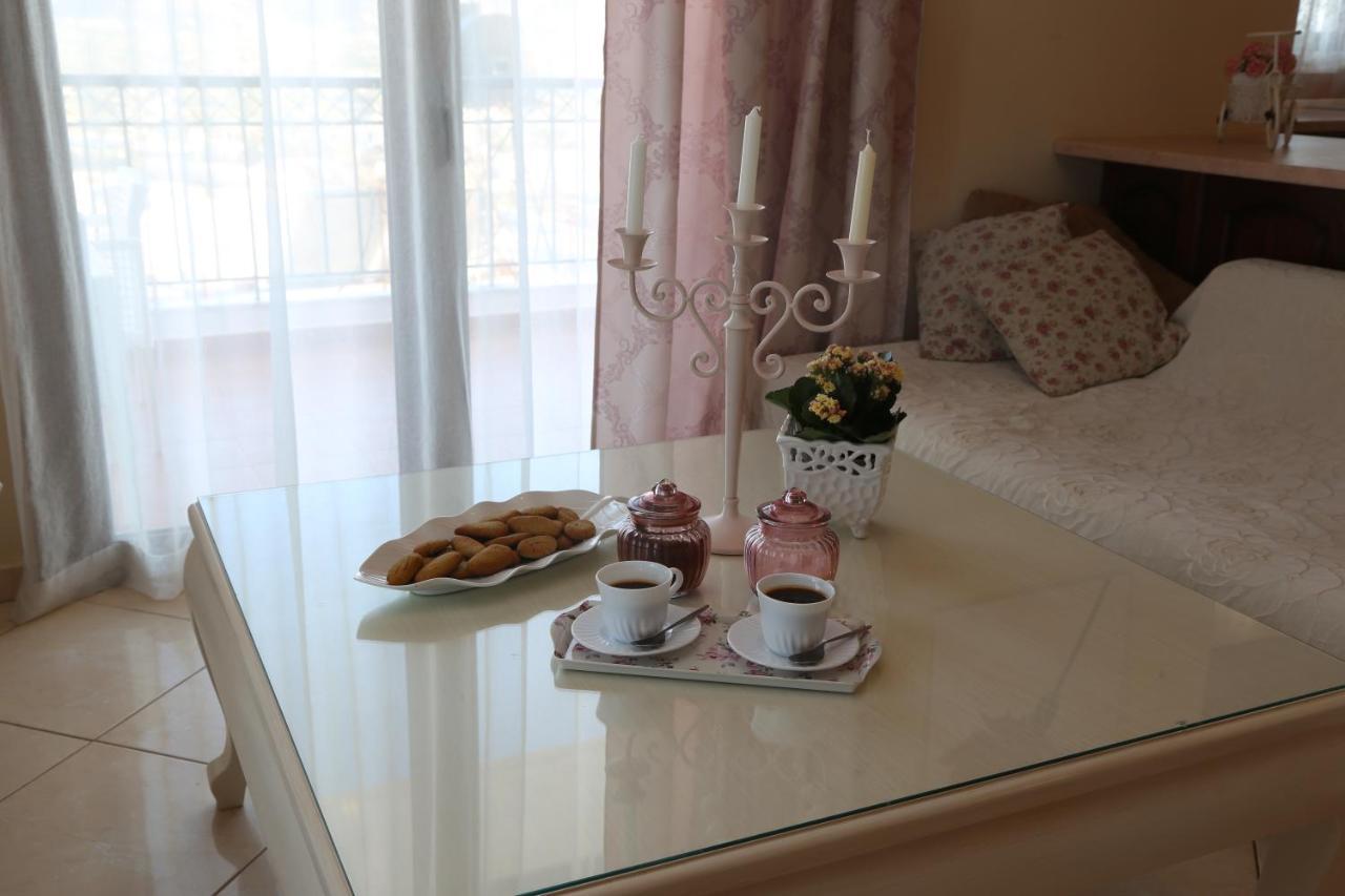 Chrisa'S Beautiful Apartment Chania Chania  Bagian luar foto